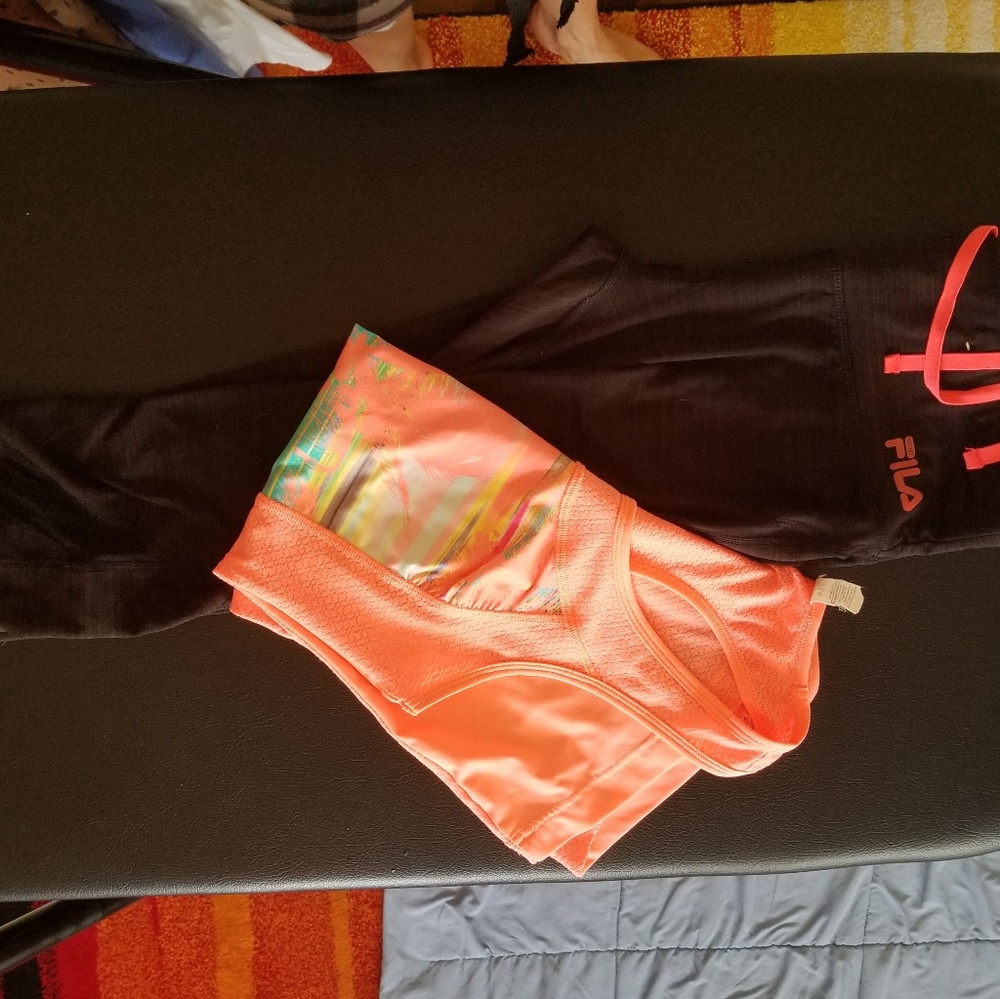 Matching Fila workout outfit size small - Picture 1 of 3